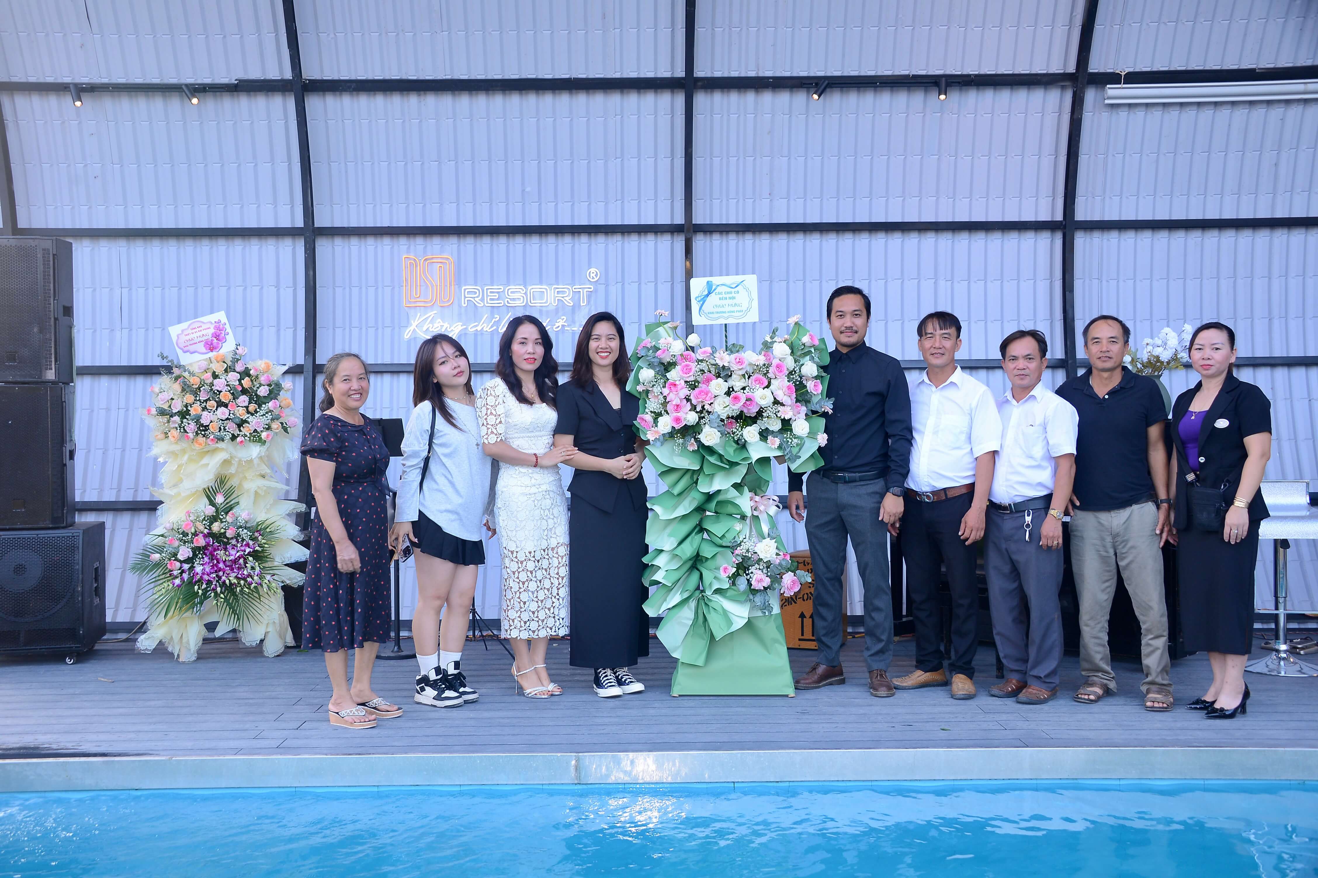 Dấu ấn lễ khai trương DSDStay với hàng trăm khách mời tham dự và màn pháo hoa ấn tượng